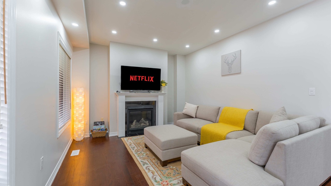 Photo of Livingroom in Mount Pleasant