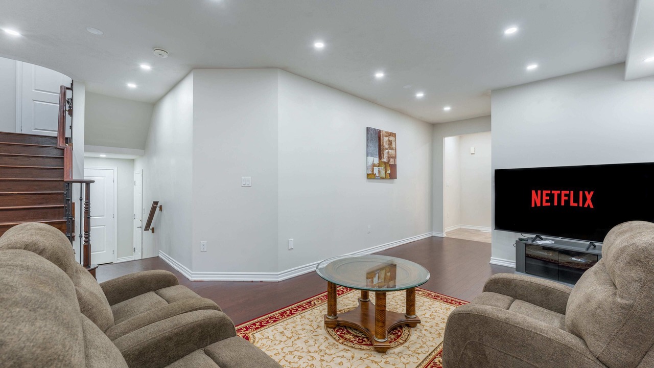Photo of Livingroom in Mount Pleasant