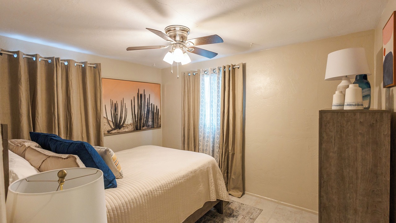 Photo of Bedroom in Northeast Heights