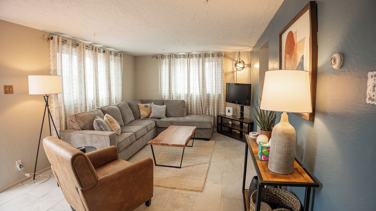 Photo of Livingroom in Northeast Heights