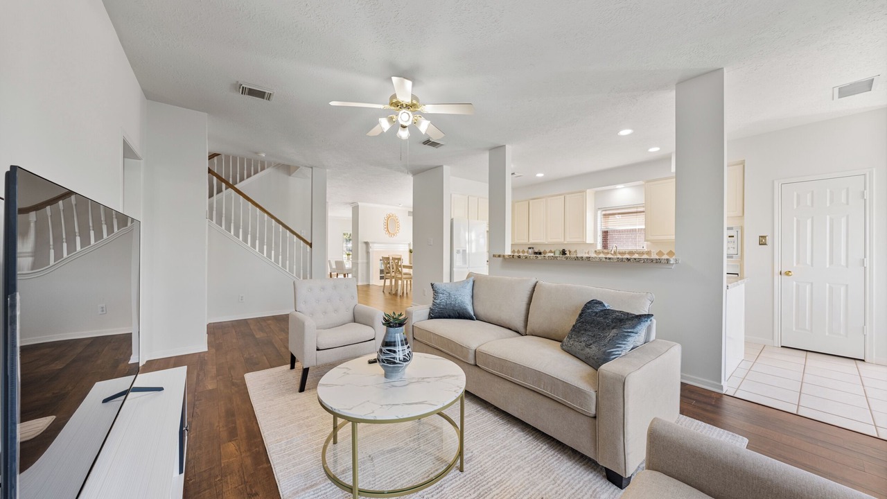 Photo of Livingroom in Missouri City
