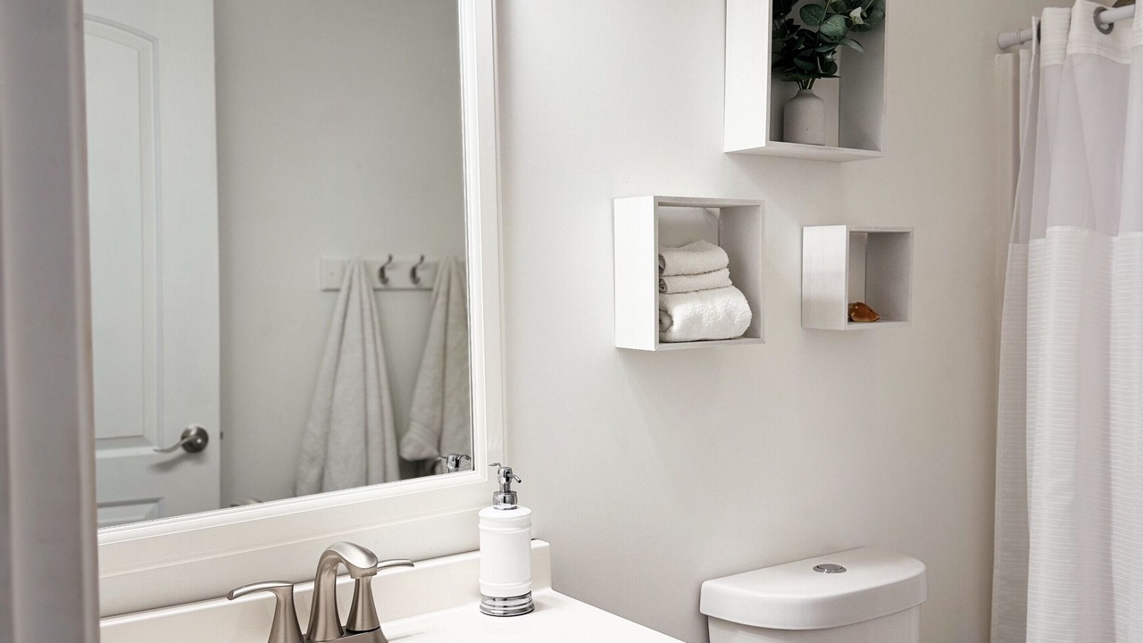 Photo of Bathroom in Sweetwater
