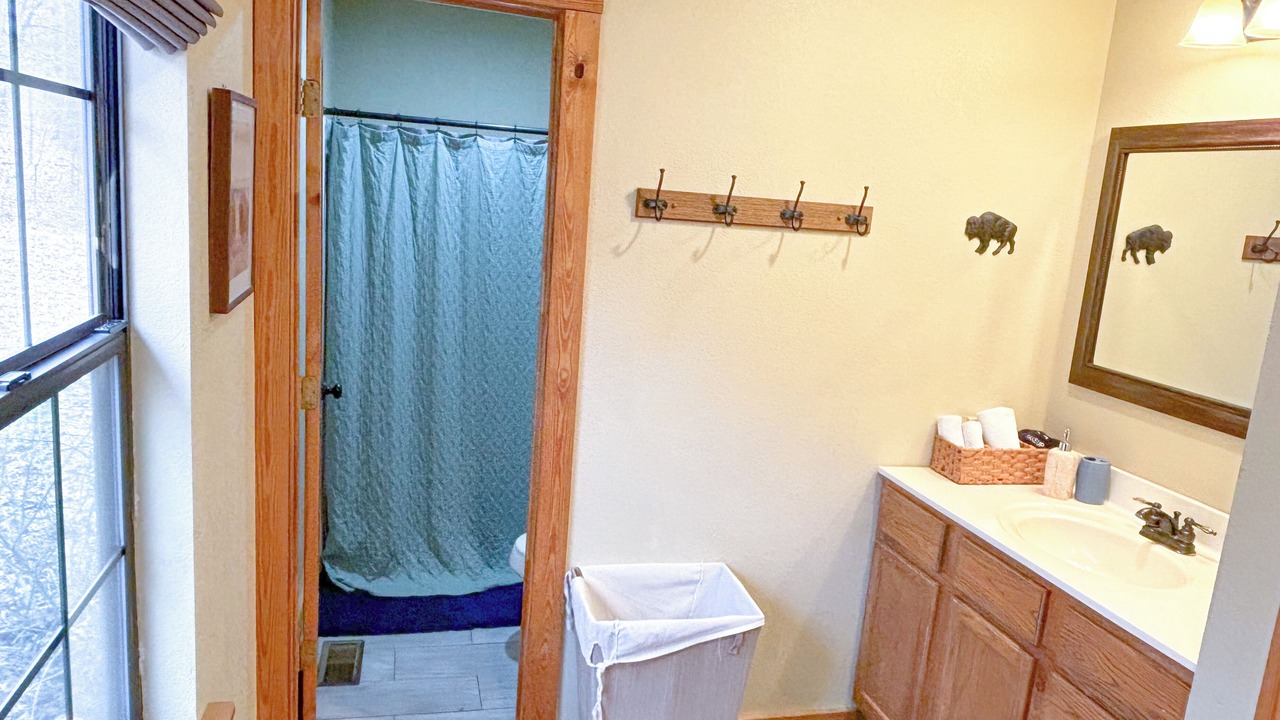 Photo of Bathroom in Mountainburg