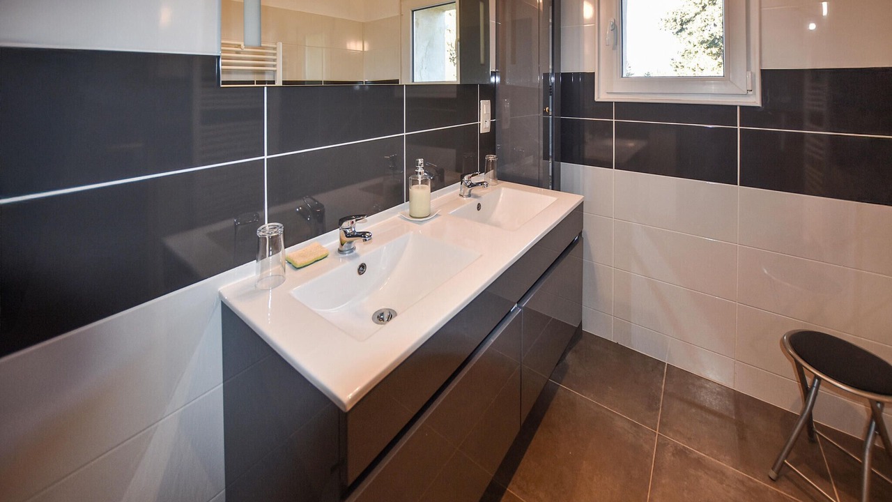 Photo of Bathroom in Piolenc
