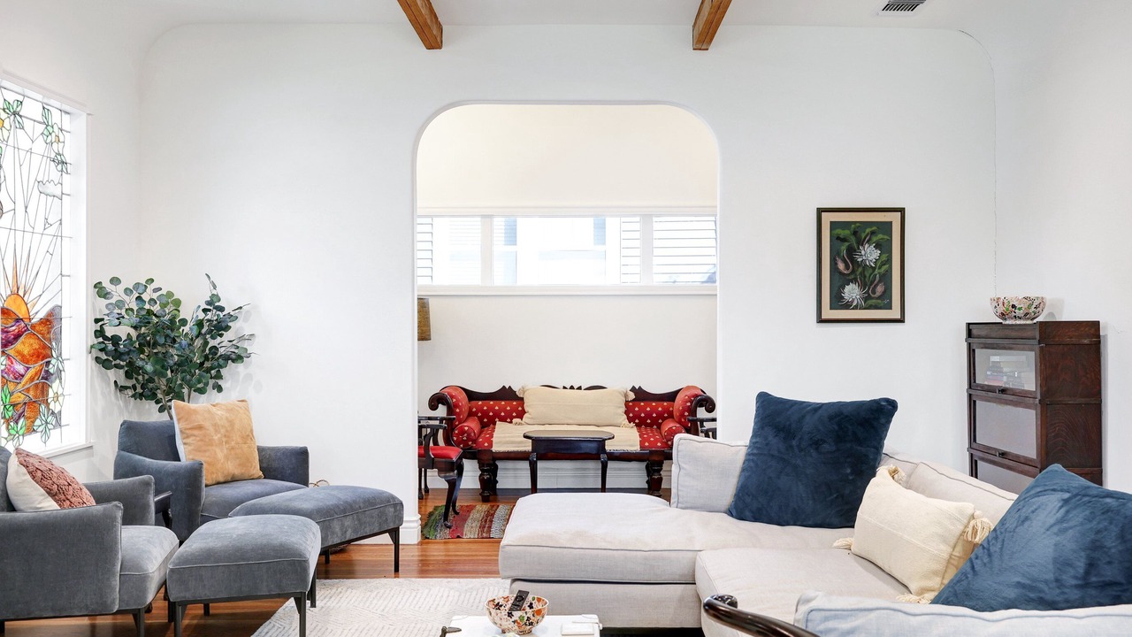 Photo of Livingroom in Castle Hills