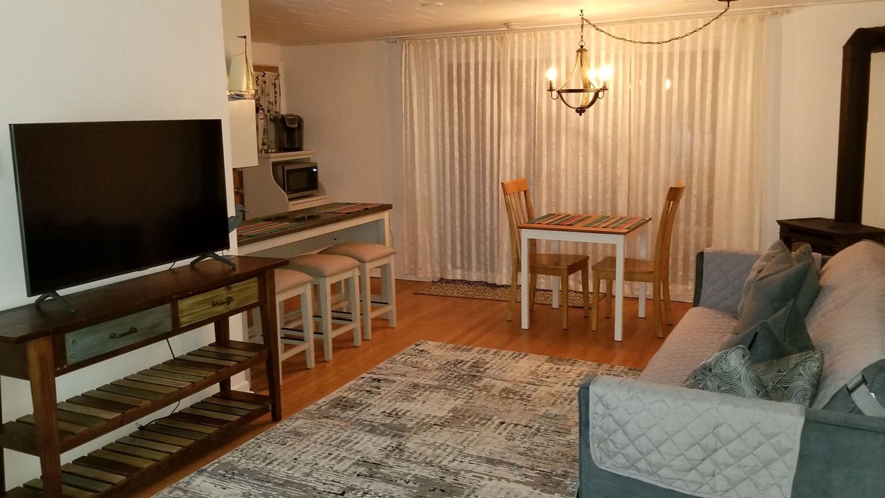 Photo of Livingroom in Bremerton