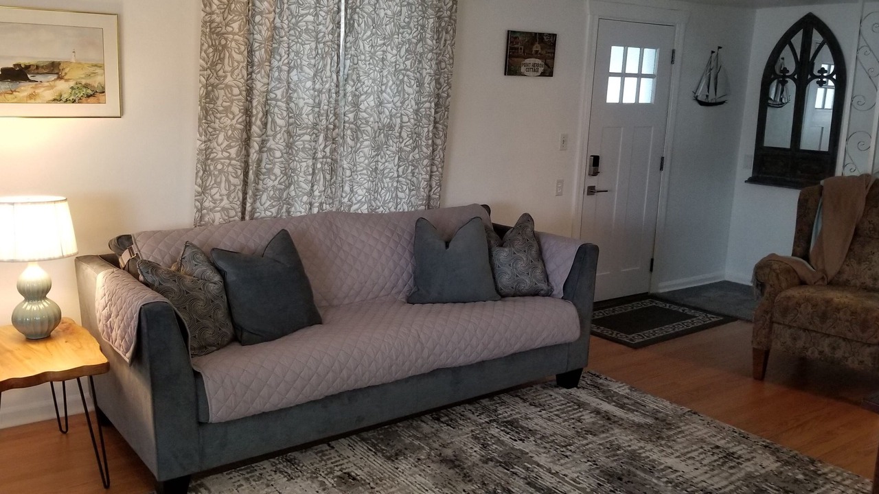 Photo of Livingroom in Bremerton