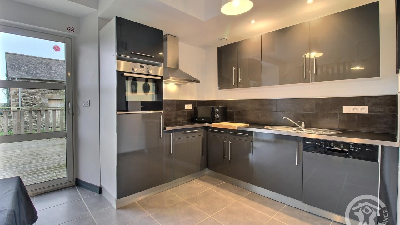 Photo of Kitchen in Henanbihen