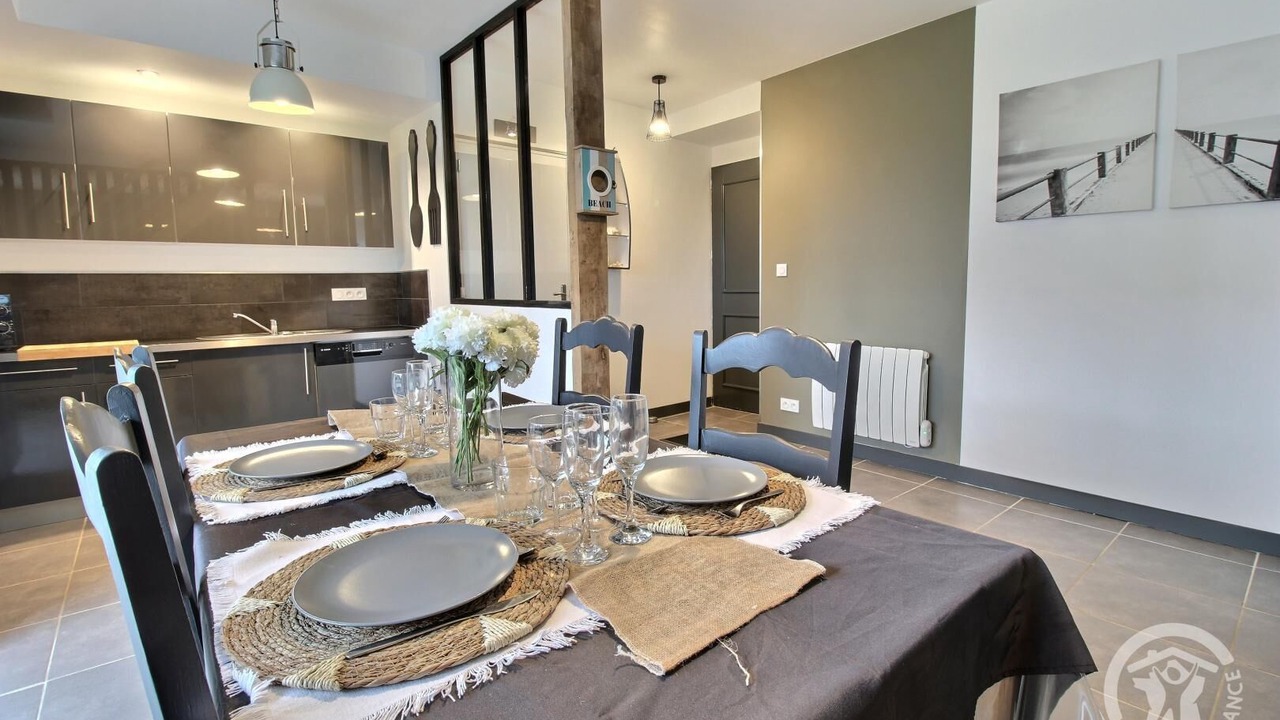 Photo of Others in Henanbihen