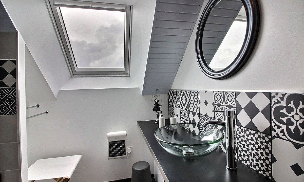 Photo of Bathroom in Henanbihen