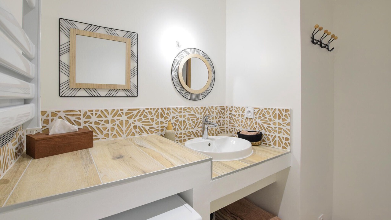 Photo of Bathroom in Esquay-sur-Seulles