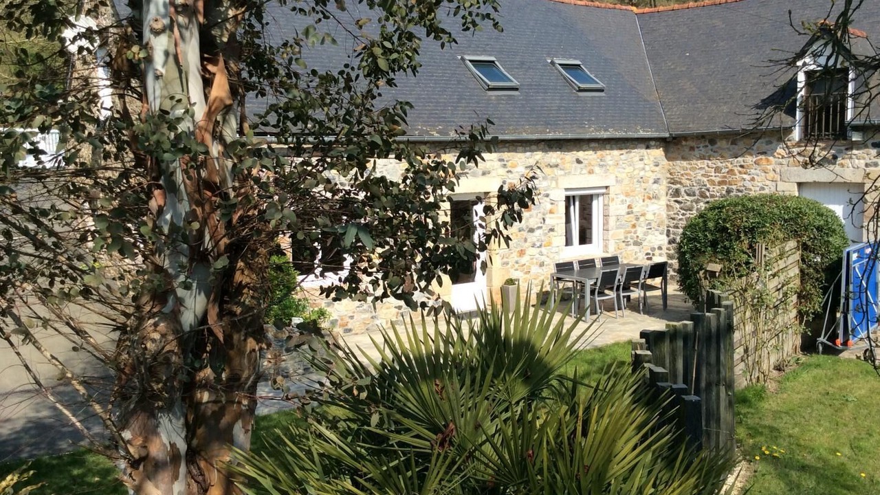 Photo of Outdoor in Henanbihen