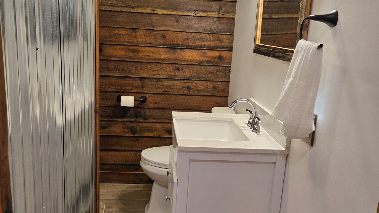 Photo of Bathroom in Hendricks