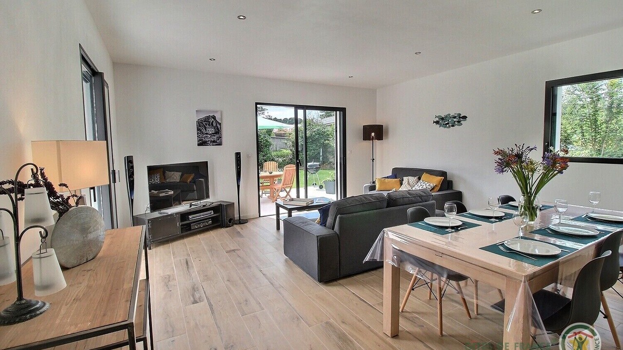 Photo of Livingroom in Plougrescant