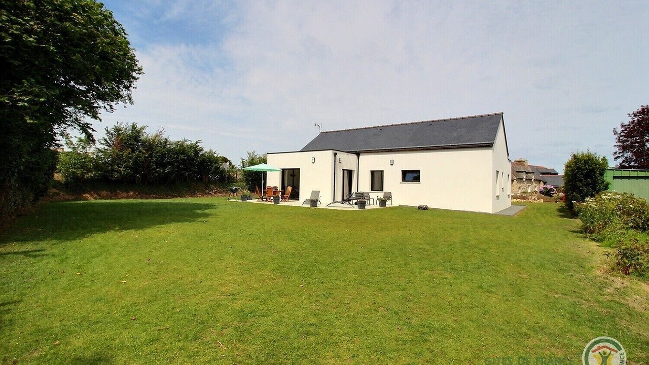 Photo of Outdoor in Plougrescant