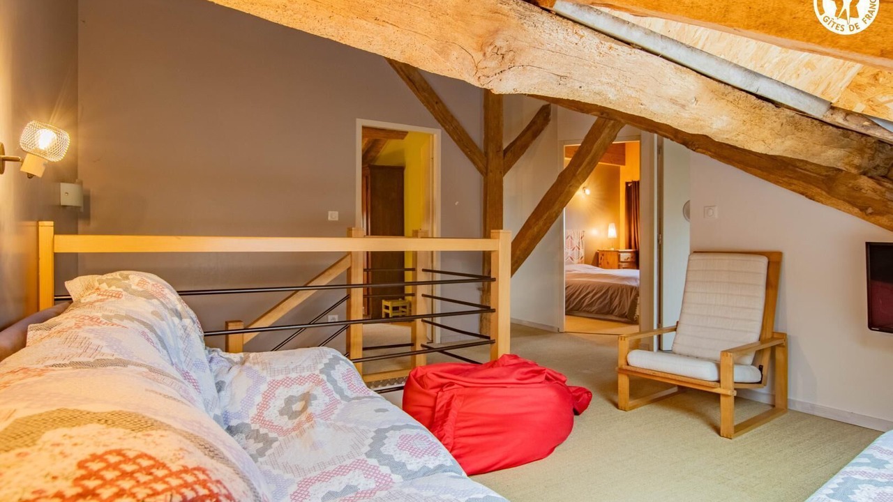 Photo of Bedroom in Matour