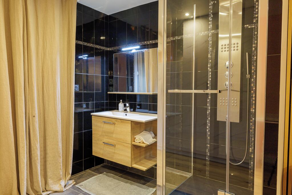 Photo of Bathroom in Meyzieu Nord Ouest