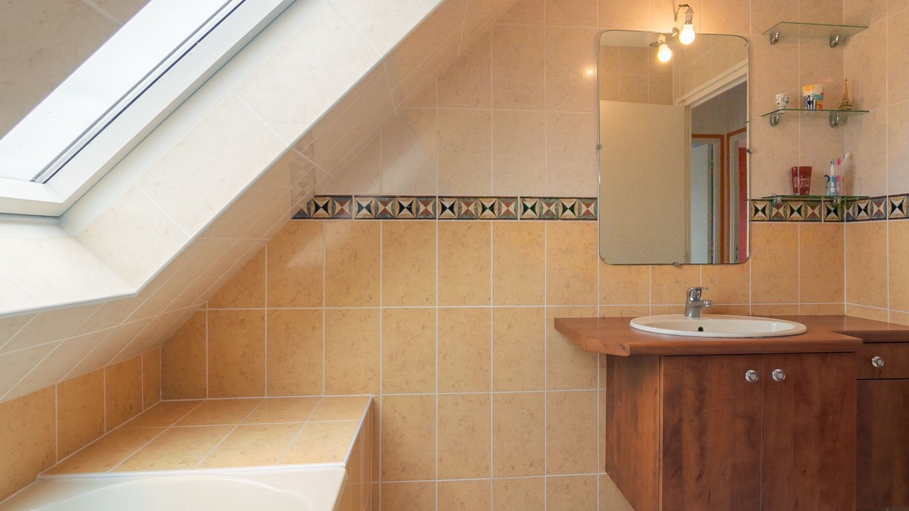 Photo of Bathroom in Porspoder