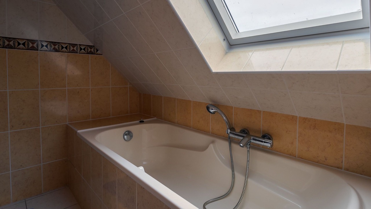 Photo of Bathroom in Porspoder