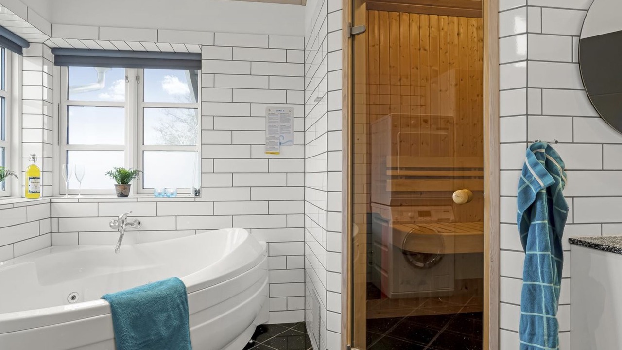 Photo of Bathroom in Saltum