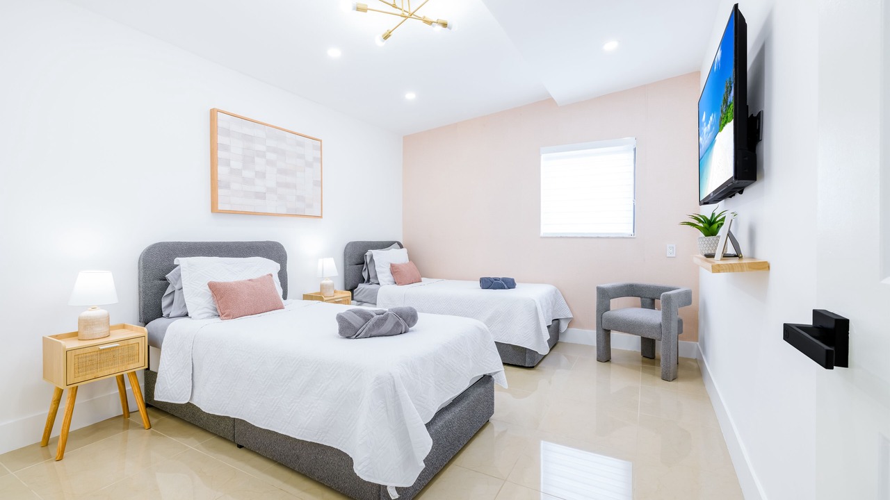 Photo of Bedroom in Olympia Heights