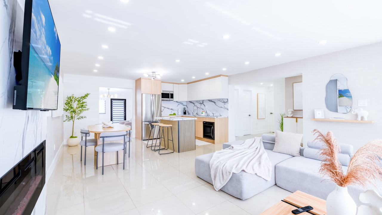 Photo of Livingroom in Olympia Heights