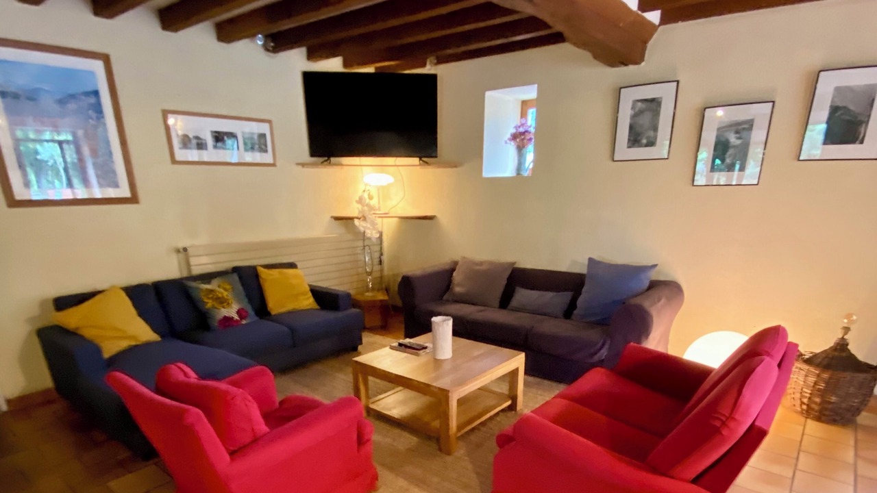 Photo of Livingroom in Moulins-le-Carbonnel
