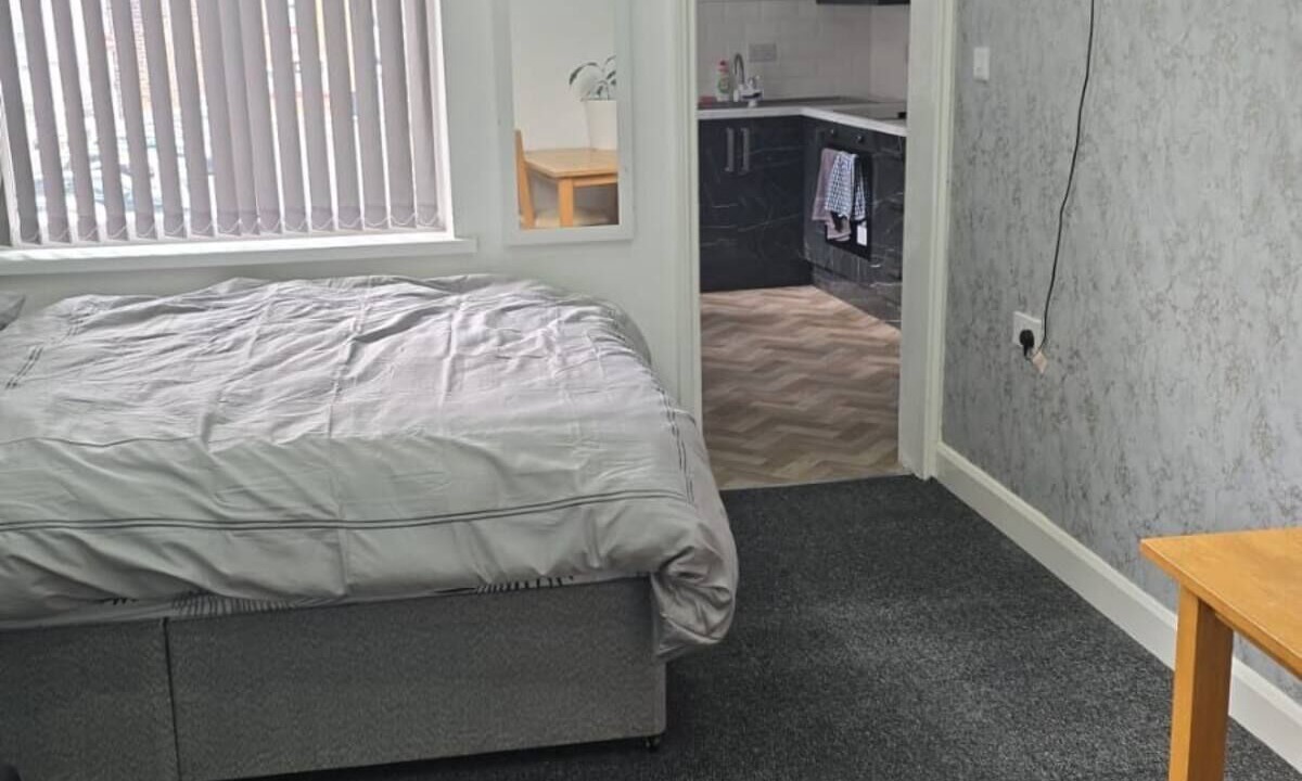 Photo of Bedroom in Fence