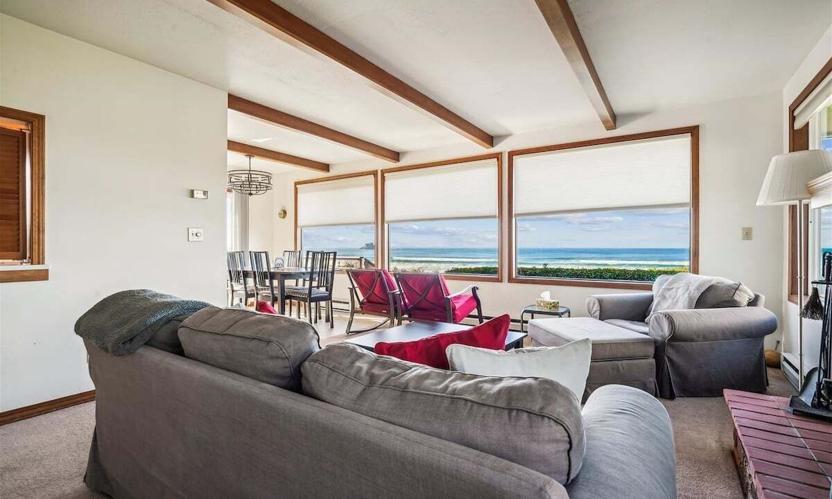 Photo of Bedroom in Arch Cape