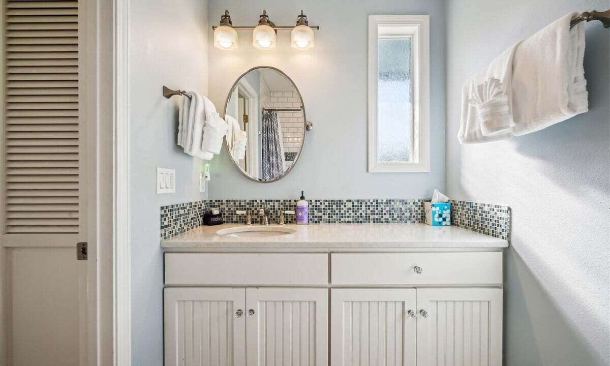 Photo of Bathroom in Arch Cape