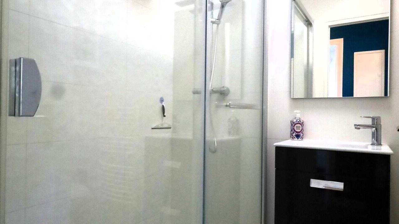 Photo of Bathroom in Dinard