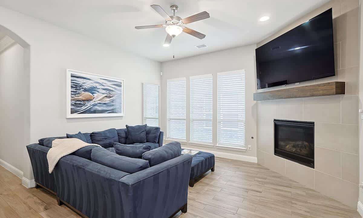Photo of Livingroom in Irving