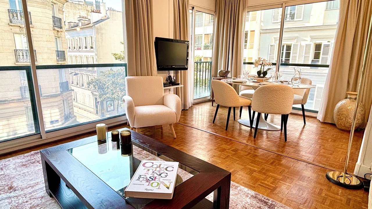 Photo of Livingroom in Passy