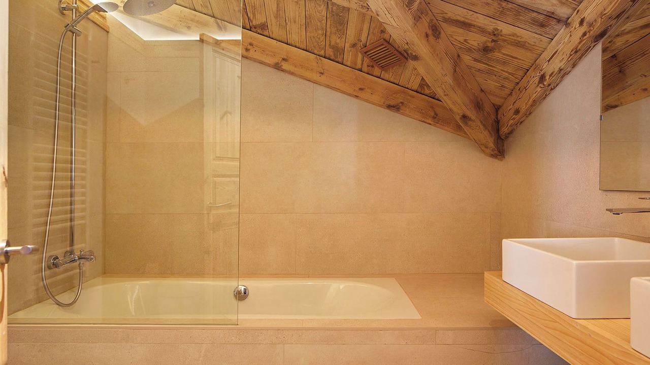 Photo of Bathroom in Beret