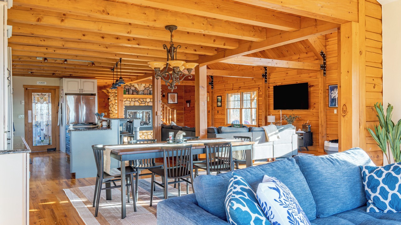 Photo of Livingroom in Chatham