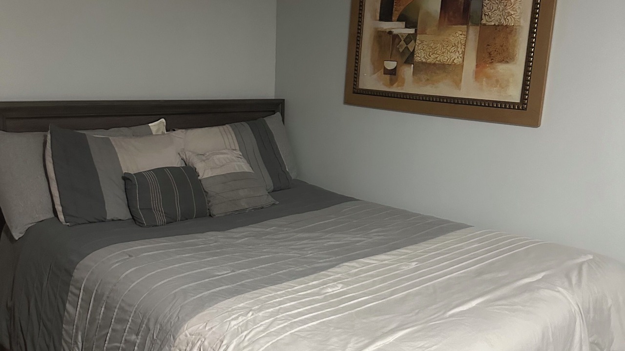 Photo of Bedroom in Baychester