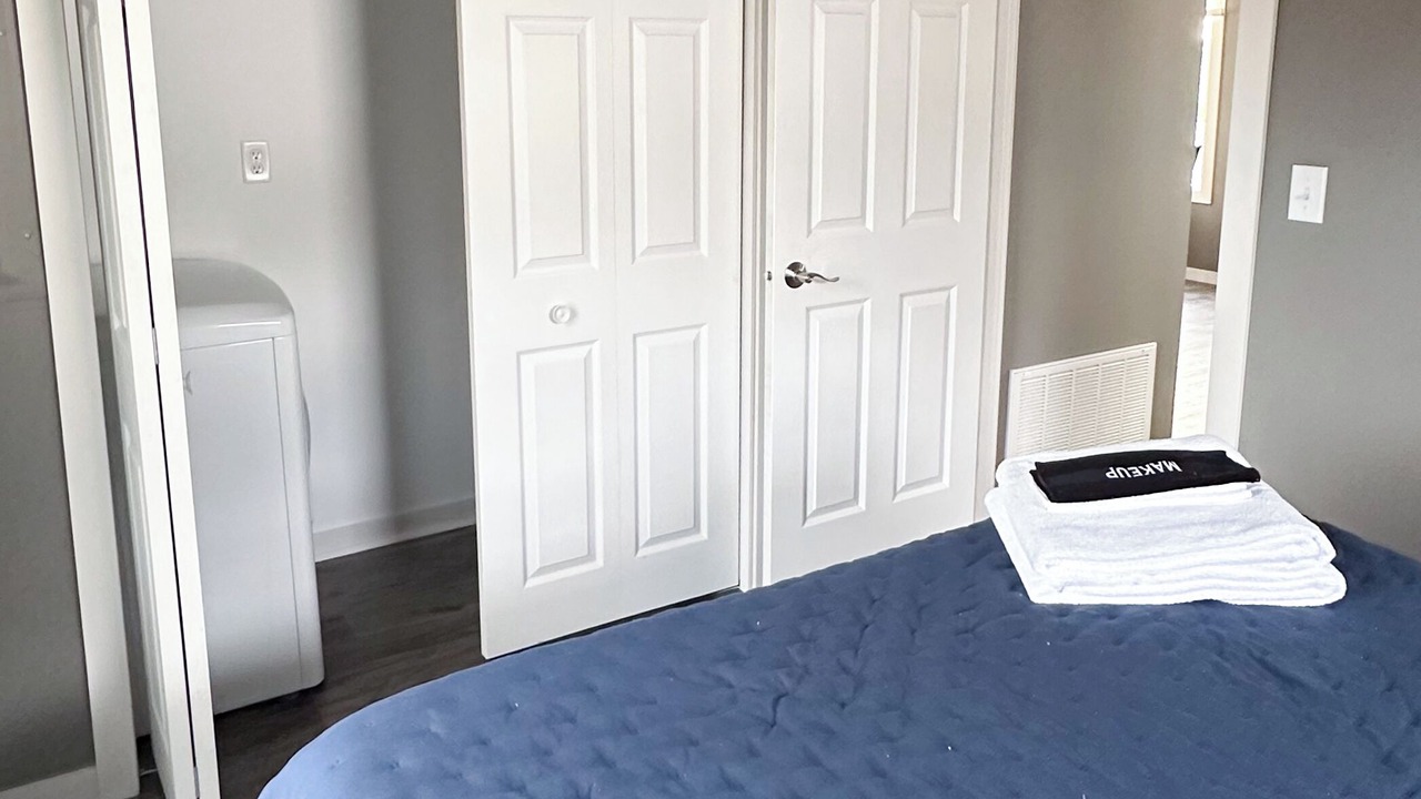 Photo of Bedroom in Elm Creek