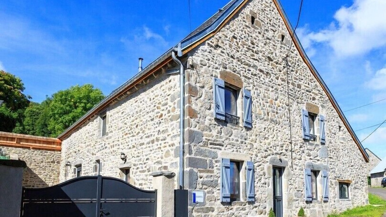 Photo of Outdoor in Orcival