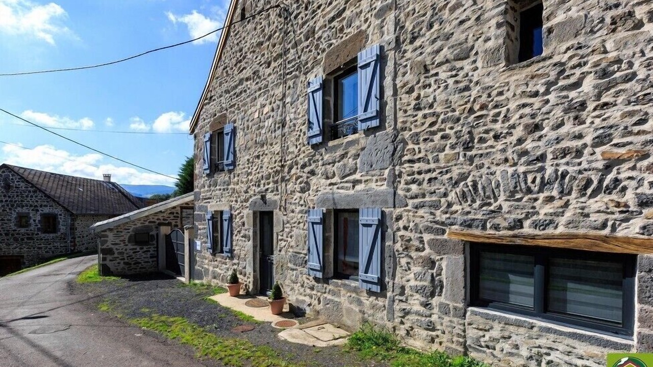 Photo of Outdoor in Orcival