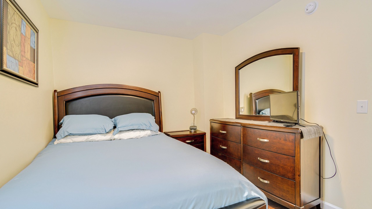 Photo of Bedroom in Westside