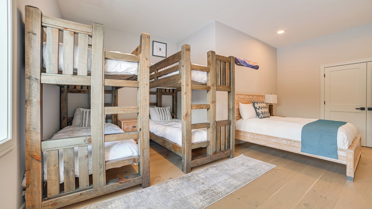 Photo of Bedroom in Boyne Falls