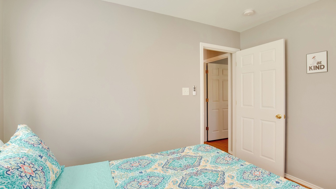 Photo of Bedroom in Emory