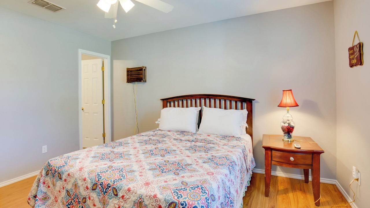 Photo of Bedroom in Emory