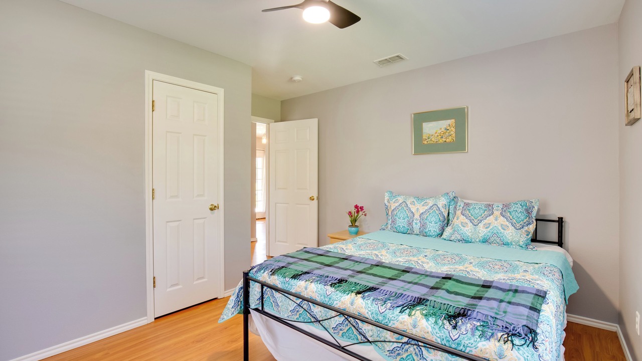 Photo of Bedroom in Emory