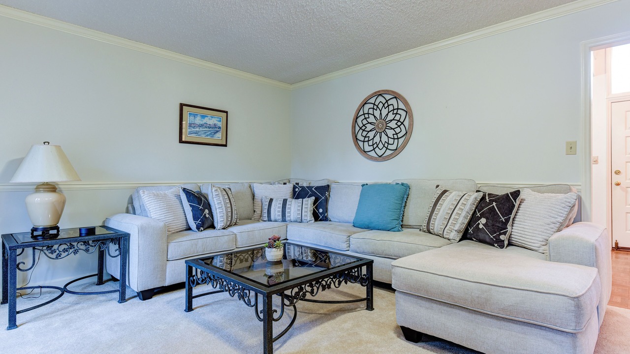 Photo of Livingroom in Fletcher