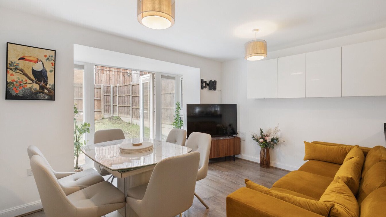 Photo of Livingroom in Dartford