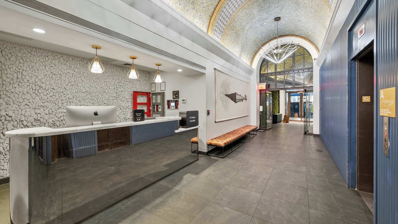 Photo of Others in Financial District