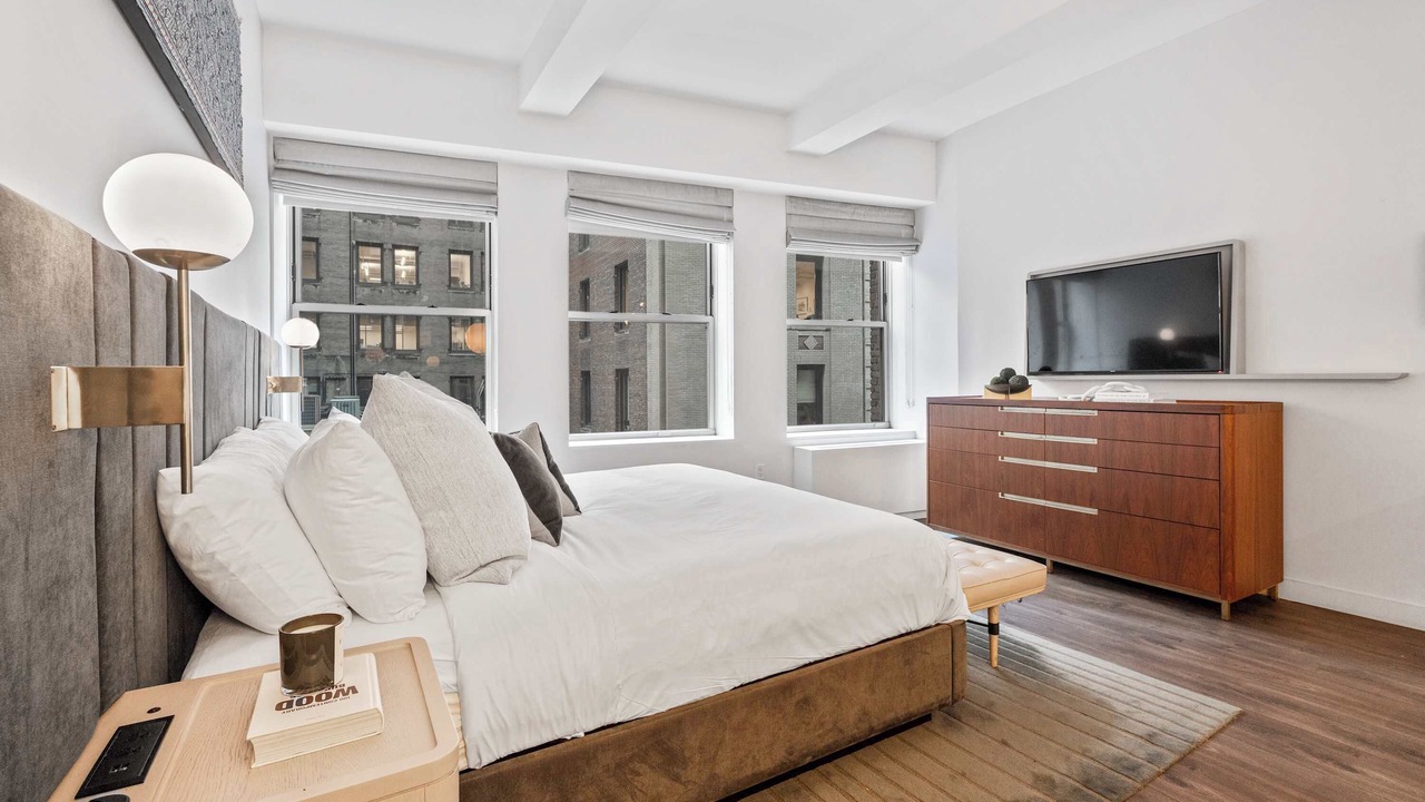 Photo of Bedroom in Financial District