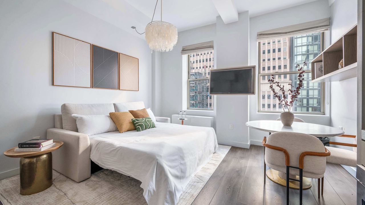 Photo of Bedroom in Financial District