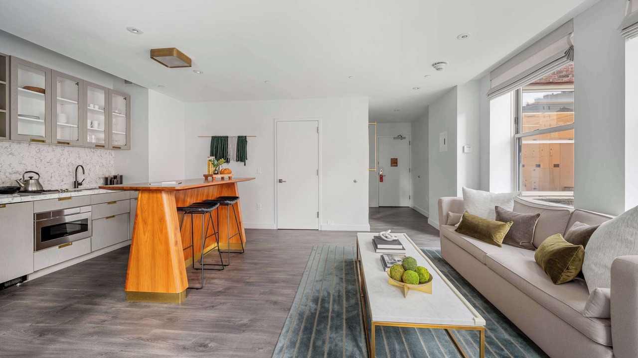 Photo of Livingroom in Financial District